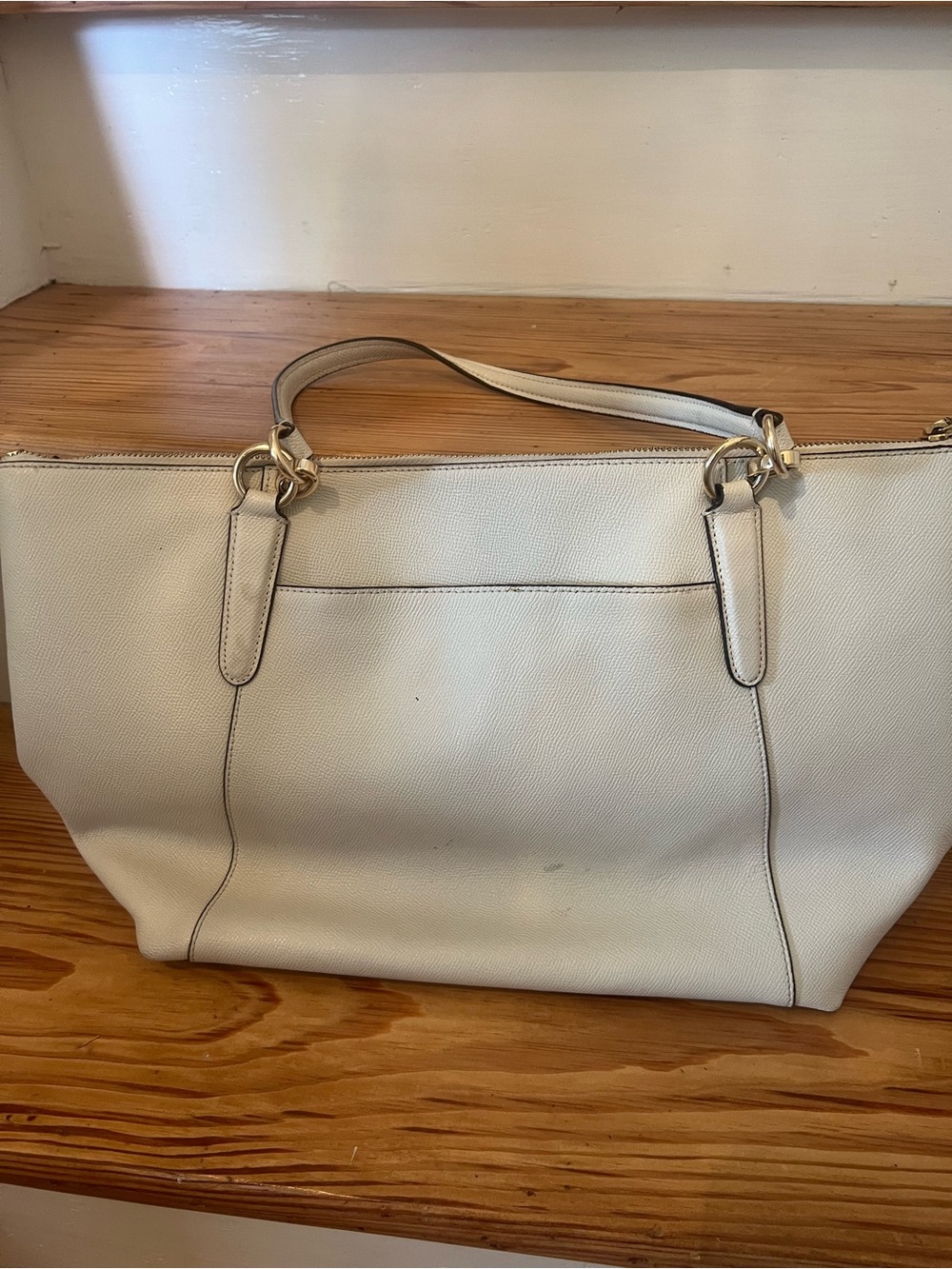 Coach Cream Leather Shoulder Tote with Gold Hardware - Picture 7 of 7